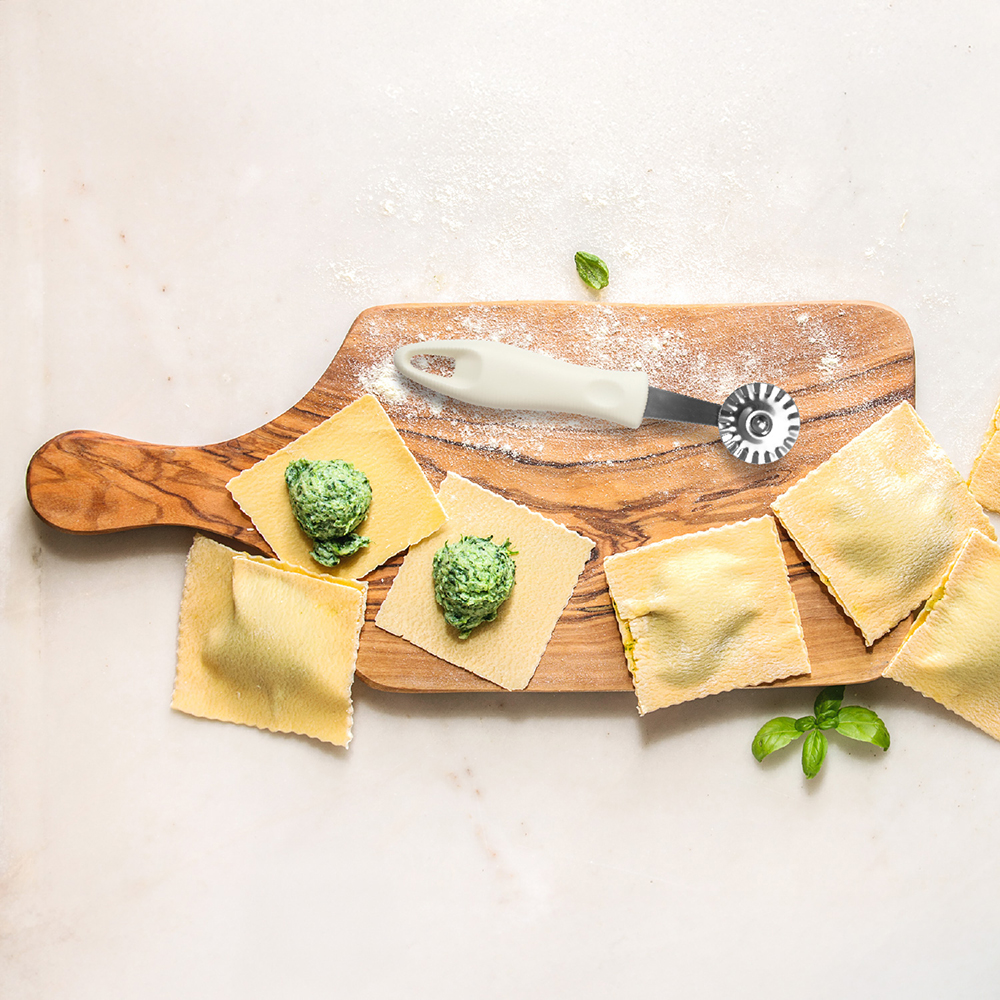 Rotella Tagliapasta Dentellata 18x3,5cm in acciaio inox - immagine 4