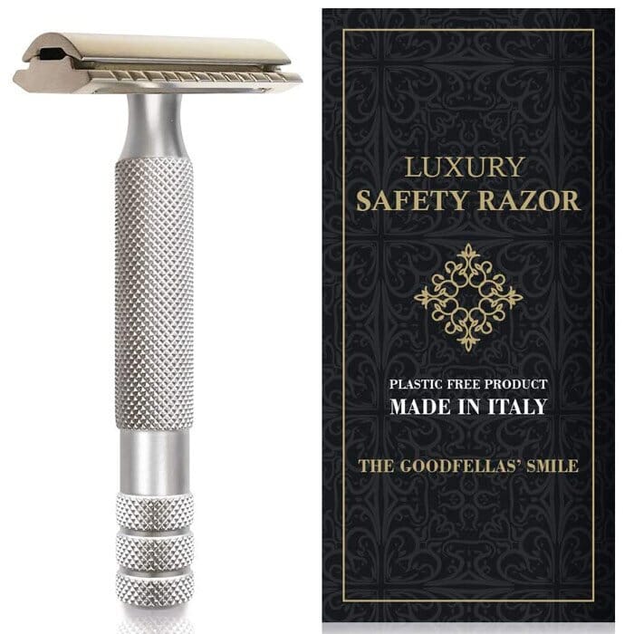 The Goodfellas' smile safety razor Impero closed comb